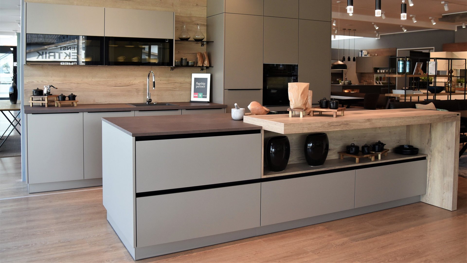 ewe Flagship Partner Tischlerei Maier ewe Flagship Partner Tischlerei Maier