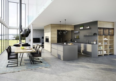 ewe nanoo®/Unita in basaltgrau/bergeiche Inselküche in grau und bergeiche mit Essplatz in großem, offenem Raum mit Glasfronten