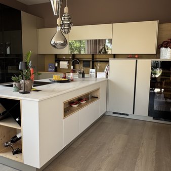 ewe Exklusiv Partner Aigner Wohnkonzepte | Schauraum