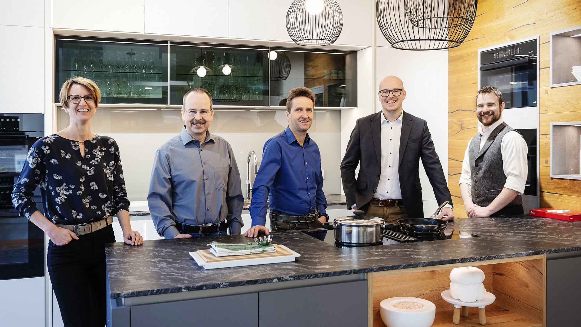 ewe Flagship Partner JACHS Küchen & Wohnkultur | Teammitglieder ewe Flagship Partner JACHS Küchen & Wohnkultur | Teammitglieder