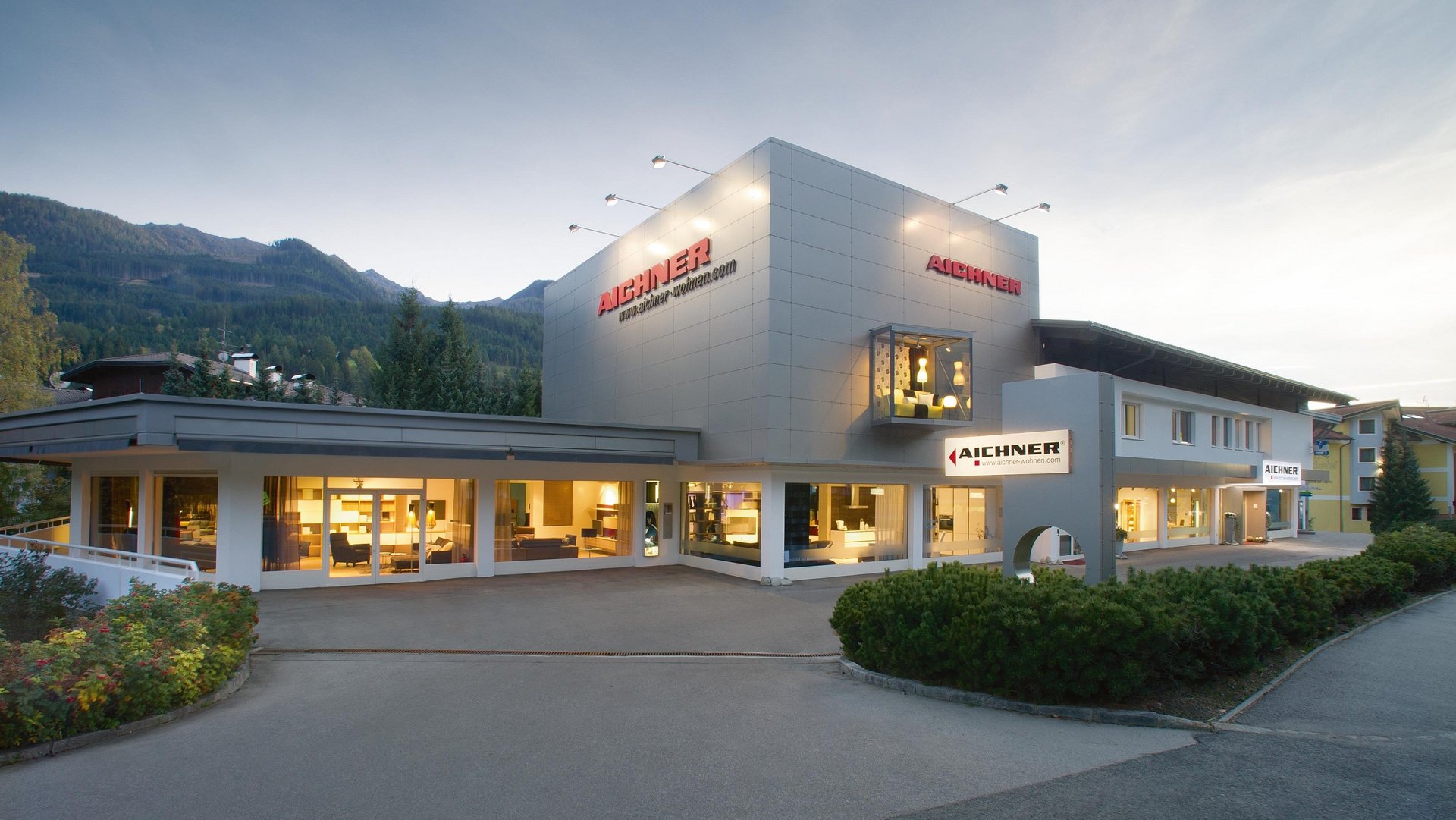 ewe Flagship Partner Aichner Einrichtungshaus ewe Flagship Partner Aichner Einrichtungshaus