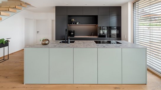 moderne ewe Colora in den Farbtönen anthrazitgrau und orion